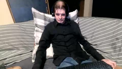 bponie1 online show from April 3, 2026, 11:36 pm