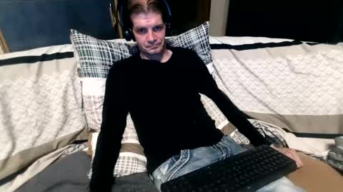 bponie3 online show from June 27, 2026, 9:42 pm