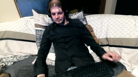 bponie3 online show from August 4, 2026, 12:25 am