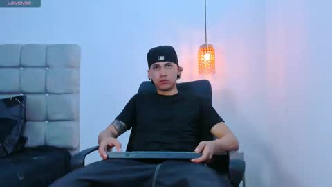 Snapshot of br4ndon_cooper chatting on March 11, 2026, 5:19 pm Brandon online show from March 11, 2026, 5:19 pm