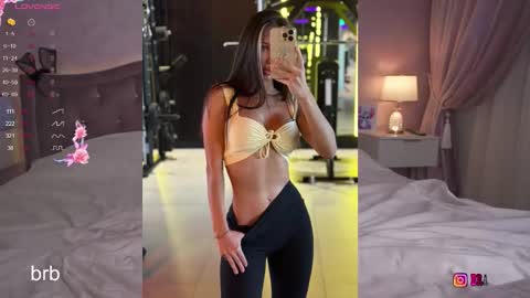 Lana  online show from December 5, 2025, 2:53 am