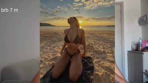 Snapshot of brabuss_ chatting on February 7, 2026, 2:04 am Lana online show from February 7, 2026, 2:04 am