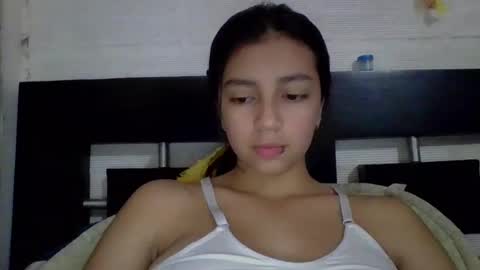 brad_and_emma293215 online show from October 14, 2025, 7:14 pm