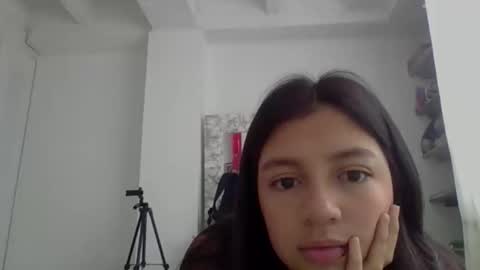 brad_and_emma293215 online show from November 24, 2025, 4:29 pm