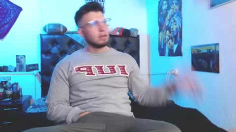 Snapshot of brad_hot_boy chatting on November 4, 2025, 4:00 am brad hot boy online show from November 4, 2025, 4:00 am