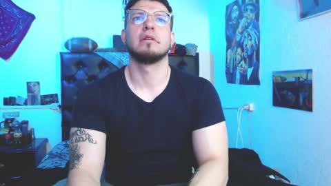 Snapshot of brad_hot_boy chatting on November 19, 2025, 3:56 pm brad hot boy online show from November 19, 2025, 3:56 pm