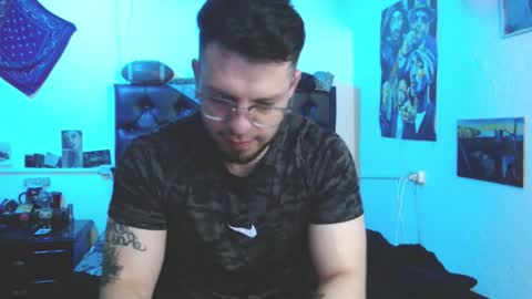 Snapshot of brad_hot_boy chatting on November 29, 2025, 3:59 pm brad hot boy online show from November 29, 2025, 3:59 pm