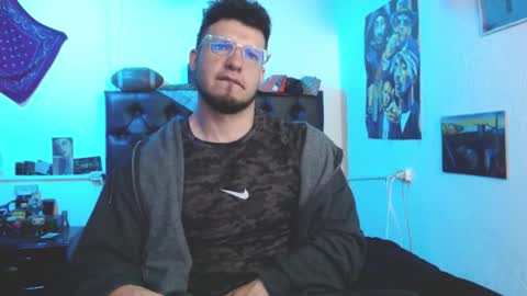 Snapshot of brad_hot_boy chatting on February 3, 2026, 4:01 pm brad hot boy online show from February 3, 2026, 4:01 pm