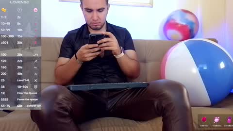 Bradley Colton Independ Model online show from January 13, 2025, 1:17 pm