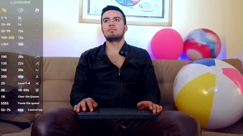 Bradley Colton Independ Model online show from January 18, 2025, 1:18 pm