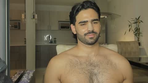 bradleymartin7 online show from December 4, 2024, 5:38 am
