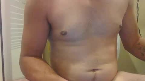 Snapshot of bradynoggle chatting on November 2, 2025, 3:42 am bradynoggle online show from November 2, 2025, 3:42 am