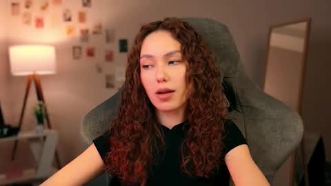 Lilly online show from October 17, 2025, 2:19 pm