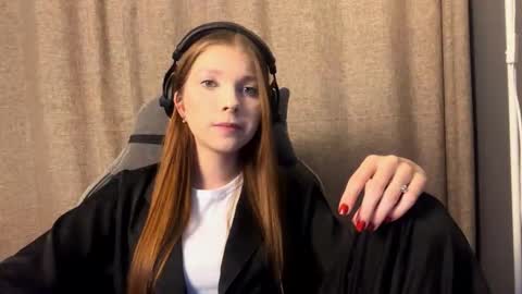 Alice online show from November 9, 2025, 3:32 pm