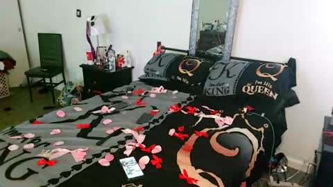 brandondadom1 online show from June 27, 2026, 6:46 pm