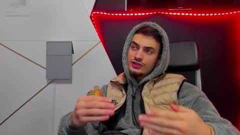 BrandonTateX online show from February 15, 2026, 8:02 am