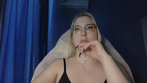 Belle  online show from November 14, 2025, 8:46 am