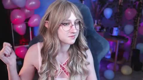 Aurorabut ur dad just calls me Rory online show from February 14, 2025, 11:20 pm