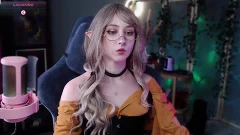 Aurorabut ur dad just calls me Rory online show from March 4, 2025, 8:24 am