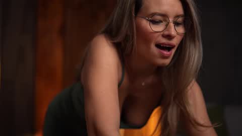 Alex online show from March 6, 2025, 4:41 am