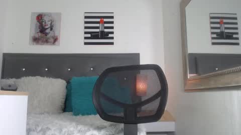 Vanesa online show from February 11, 2026, 11:26 am