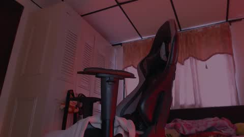 brasi_ online show from December 19, 2025, 7:10 pm