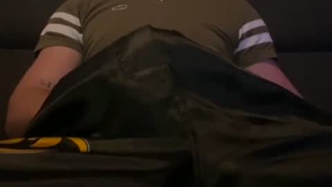 Snapshot of bratan407 chatting on February 12, 2026, 4:07 am wanna play online show from February 12, 2026, 4:07 am