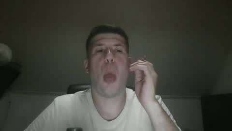 Snapshot of brate1899 chatting on July 5, 2026, 1:34 am brate1899 online show from July 5, 2026, 1:34 am