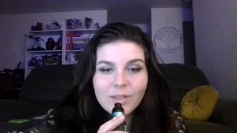 bratty_mamaa online show from September 26, 2025, 9:46 am