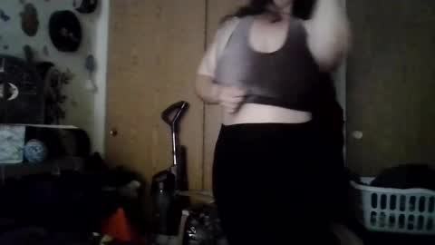 bratty_mamaa online show from September 30, 2025, 9:20 pm