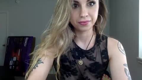 Mimi Noire online show from July 25, 2026, 2:58 pm