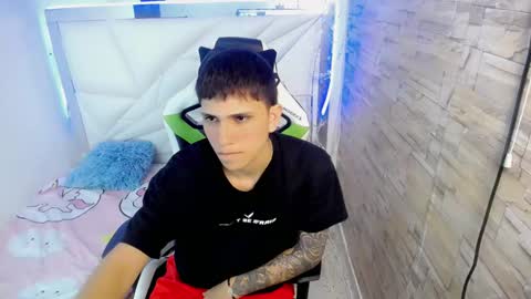 Snapshot of brayan_lopezz chatting on January 18, 2025, 1:08 pm BRAYAN online show from January 18, 2025, 1:08 pm