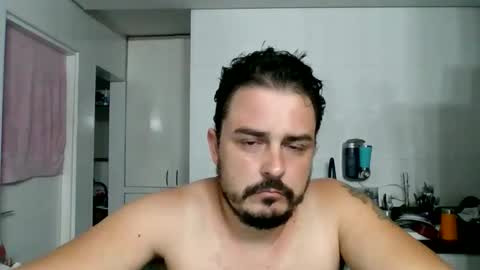 Snapshot of brazilian_boyz_cute chatting on January 12, 2026, 4:07 am TechMartins online show from January 12, 2026, 4:07 am