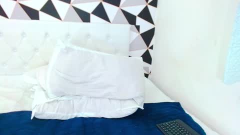 Alice online show from December 30, 2024, 1:37 am