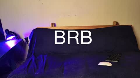 Snapshot of braziliantgirl chatting on December 28, 2024, 2:22 am Thalia online show from December 28, 2024, 2:22 am