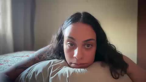 Snapshot of braziliantgirl chatting on September 10, 2025, 8:31 pm Thalia online show from September 10, 2025, 8:31 pm