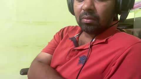 dont tell me u like to see me if you cant follow me online show from January 30, 2025, 3:19 pm