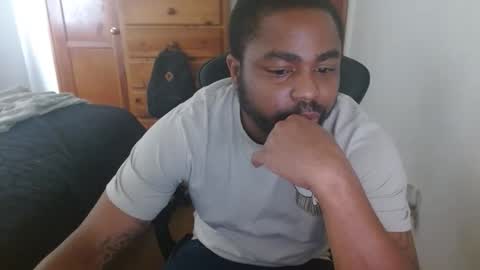 Breadw1nnah online show from October 22, 2025, 8:19 pm