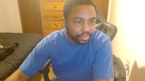 Breadw1nnah online show from November 1, 2025, 6:04 am