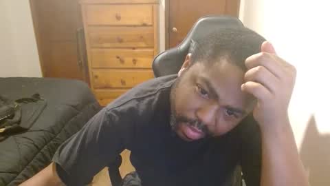 Breadw1nnah online show from November 3, 2025, 7:53 am