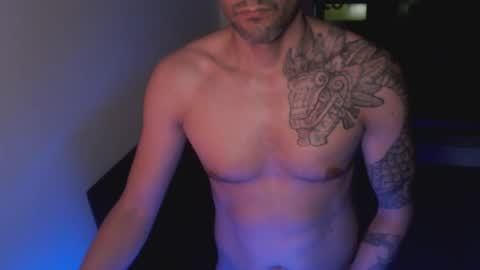 Snapshot of break_dusk chatting on May 20, 2026, 2:18 am break_dusk online show from May 20, 2026, 2:18 am
