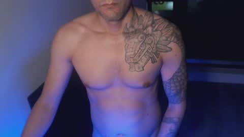 Snapshot of break_dusk chatting on June 5, 2026, 2:40 am break_dusk online show from June 5, 2026, 2:40 am