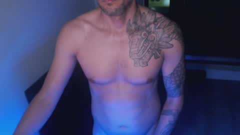 Snapshot of break_dusk chatting on June 13, 2026, 2:42 am break_dusk online show from June 13, 2026, 2:42 am