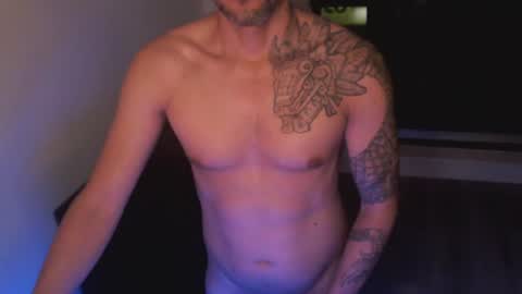 Snapshot of break_dusk chatting on June 16, 2026, 3:53 am break_dusk online show from June 16, 2026, 3:53 am