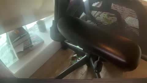 Snapshot of breakdownguitar chatting on March 26, 2026, 6:19 am breakdownguitar online show from March 26, 2026, 6:19 am