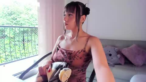 Snapshot of breakfastwithtiffanys chatting on May 4, 2026, 2:57 pm breakfastwithtiffanys online show from May 4, 2026, 2:57 pm