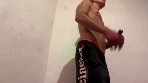 Snapshot of breanexe chatting on October 15, 2025, 8:31 pm breanexe online show from October 15, 2025, 8:31 pm