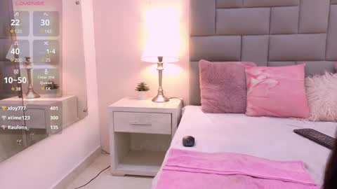 Snapshot of bree_watson chatting on March 12, 2025, 9:45 pm Bree online show from March 12, 2025, 9:45 pm