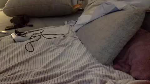 breezydicks online show from October 31, 2025, 6:09 pm