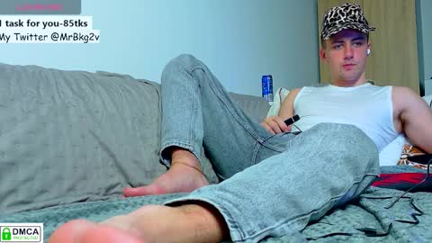 Brelland online show from December 18, 2025, 7:31 pm